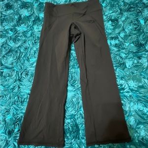 Cute Athleta Split Leg Capris